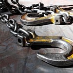The Advantages of Chain Slings Over Synthetic Slings